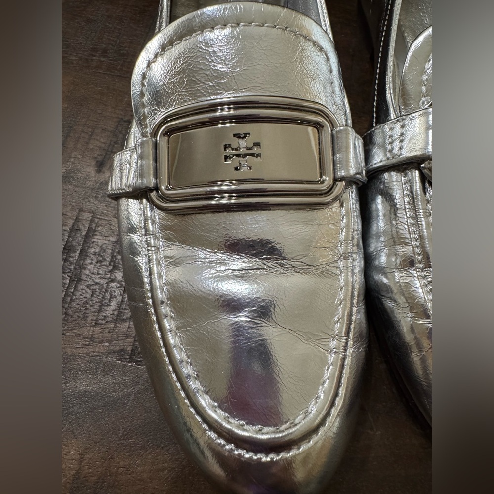 EUC Tory Burch Metallic Silver Loafers - Picture 2 of 8